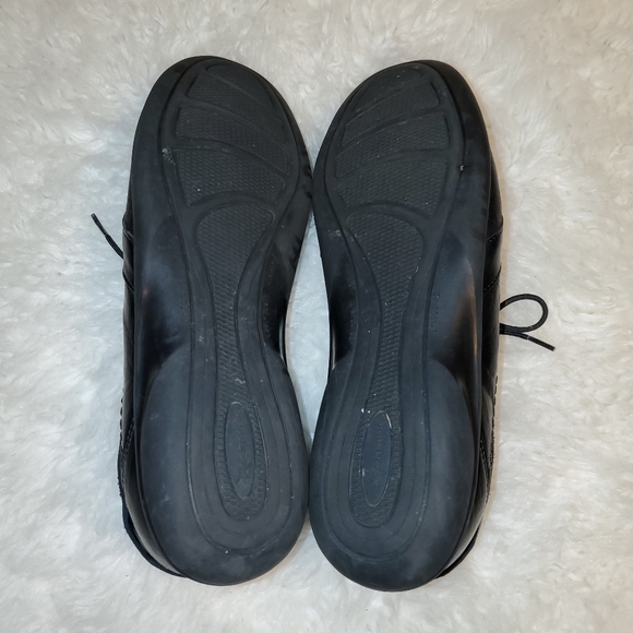 Sensible The Stretchable shoes black oxfords - Picture 3 of 5